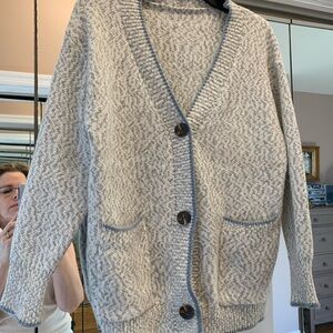 Cream Cardigan Sweater with Chunky Knit and Long Sleeves